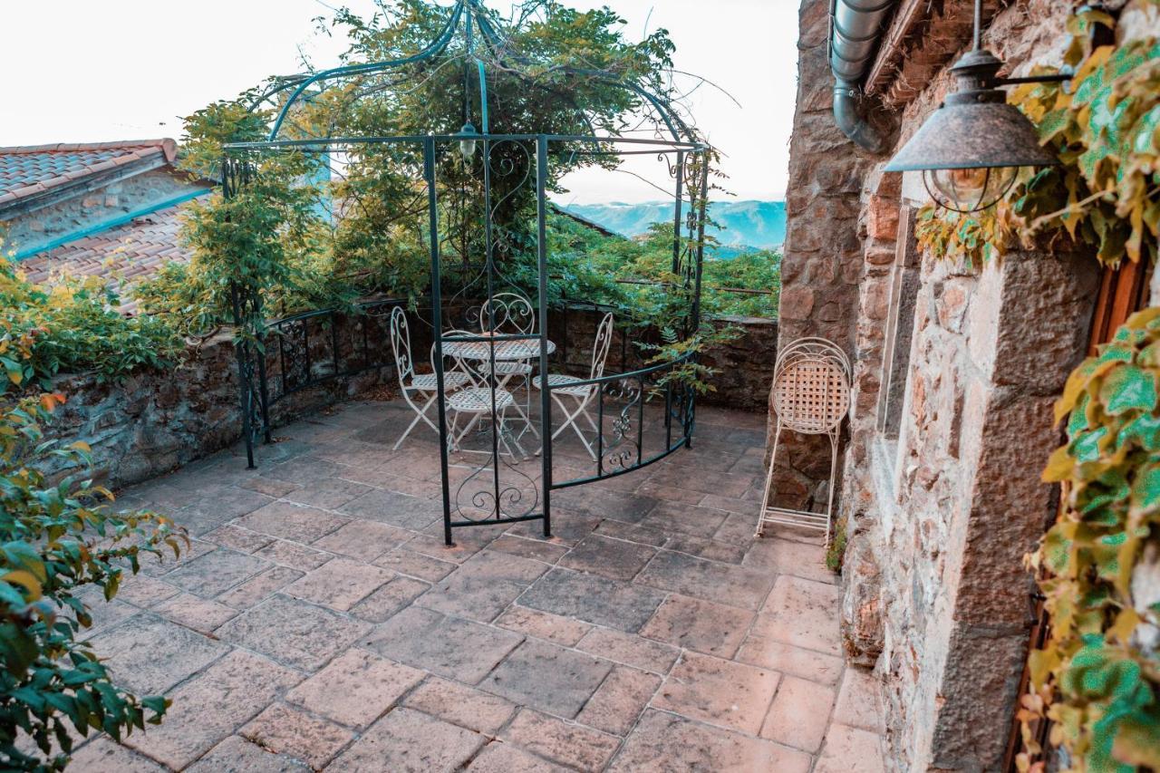 Guest house Le Hameau De La Mure Saint-Laurent-du-Pape