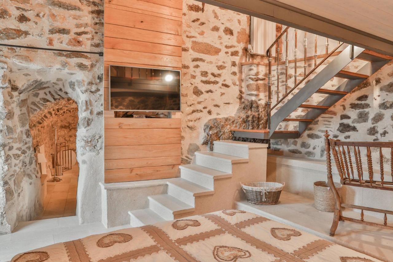 Le Hameau De La Mure