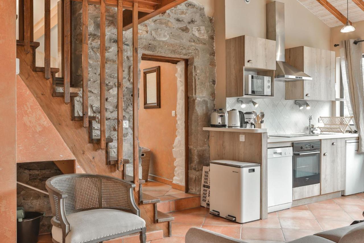 Le Hameau De La Mure