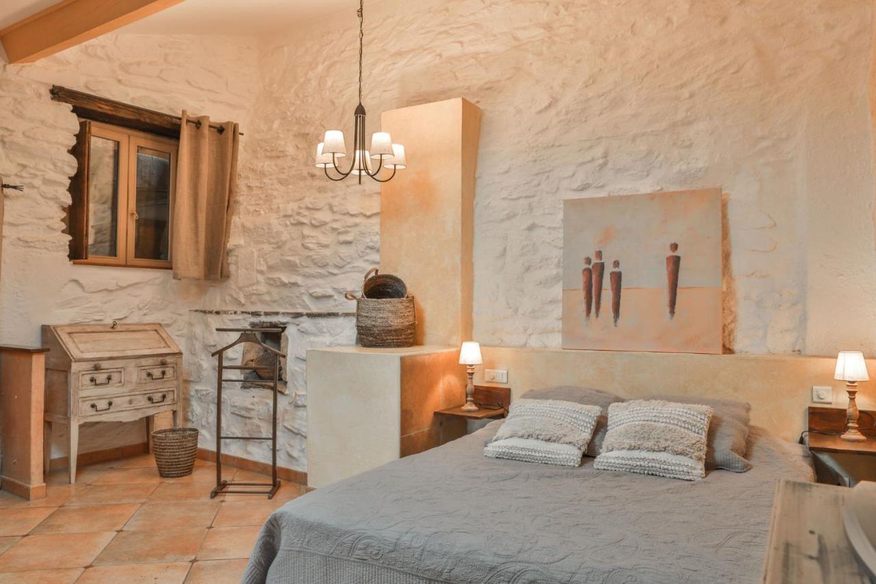 Le Hameau De La Mure Guest house *