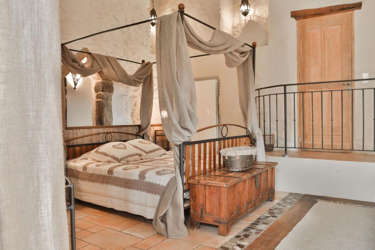 Le Hameau De La Mure *